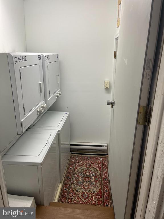 Building Photo - 613 S 8th St