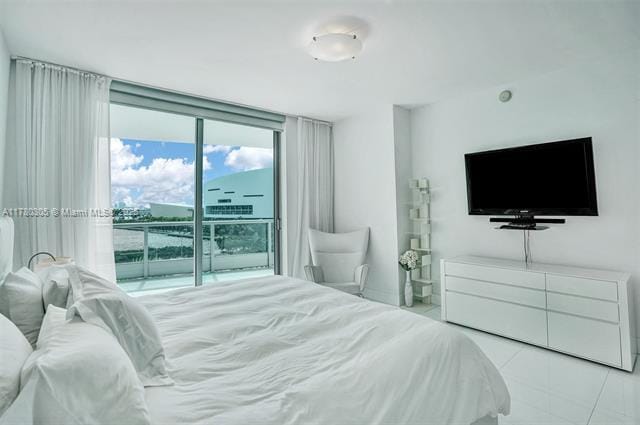 Building Photo - 900 Biscayne