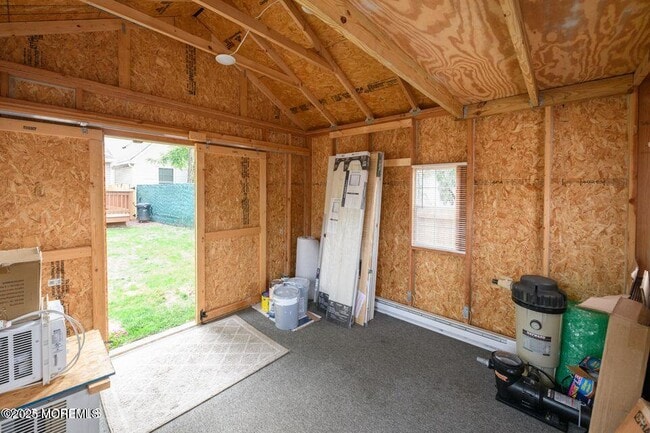 Building Photo - 127 Sixth St