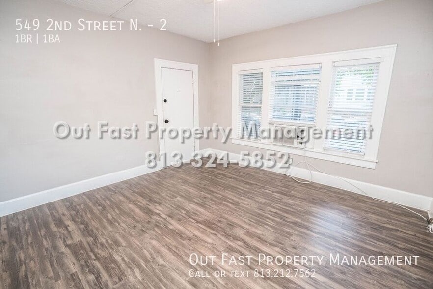 Building Photo - 549 2nd St N