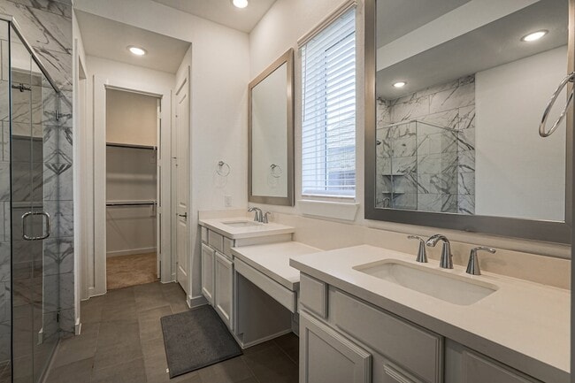 Building Photo - 662 Lost Maples Bend Ln