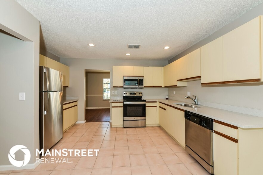 Building Photo - 5751 Forester Lake Dr