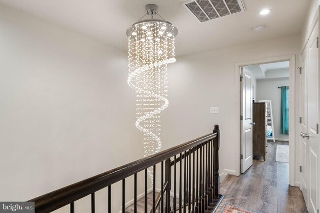 Building Photo - 15981 Marsh Pl