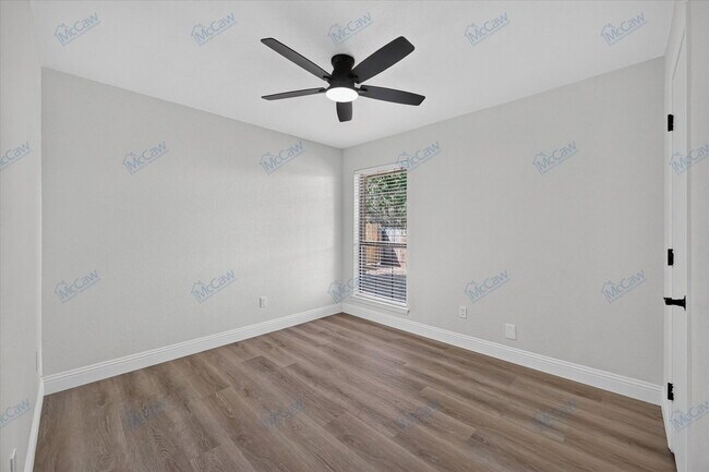 Building Photo - 1248 W Hudgins St
