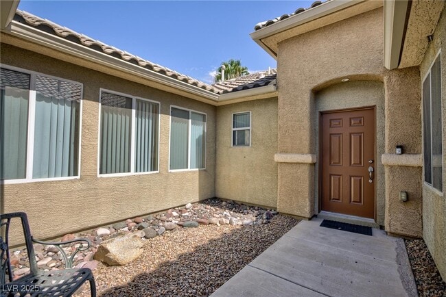 Building Photo - 5044 Walbrook Ln