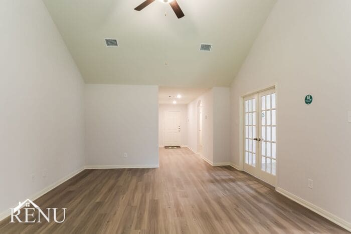Building Photo - 10490 Red Cardinal Dr
