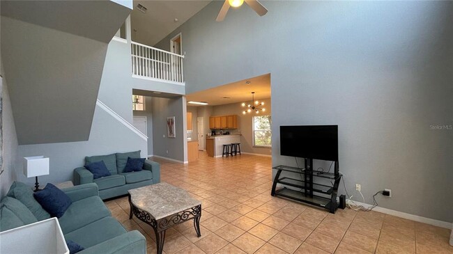 Building Photo - 546 Windsor Pl