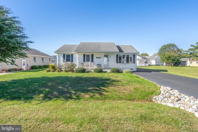 Building Photo - 37044 E Stoney Run