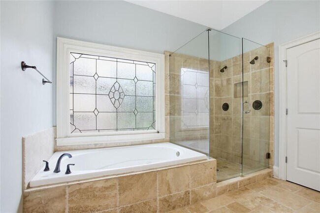 Building Photo - 845 Botanica Way