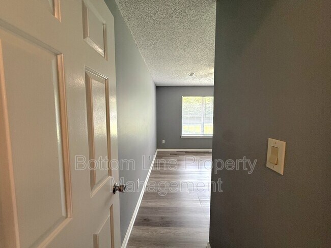 Building Photo - 5206 Amity Springs Dr