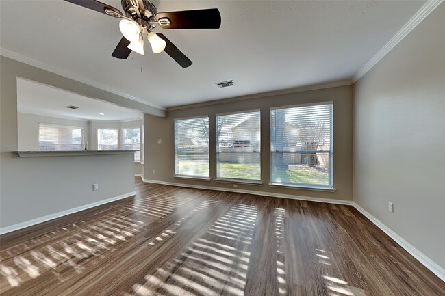 Building Photo - 30826 Trinket Dr