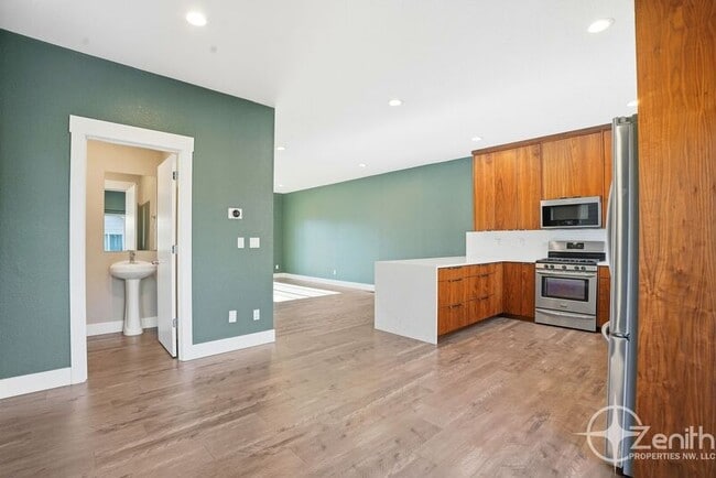 Building Photo - 3906 Nicholson Rd