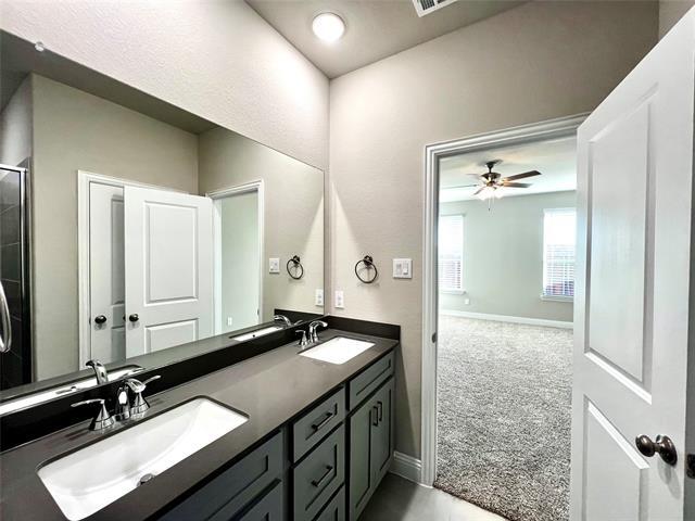 Building Photo - 2803 Woodland Ct