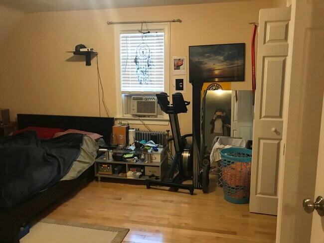 bed1 - 11 Westford St