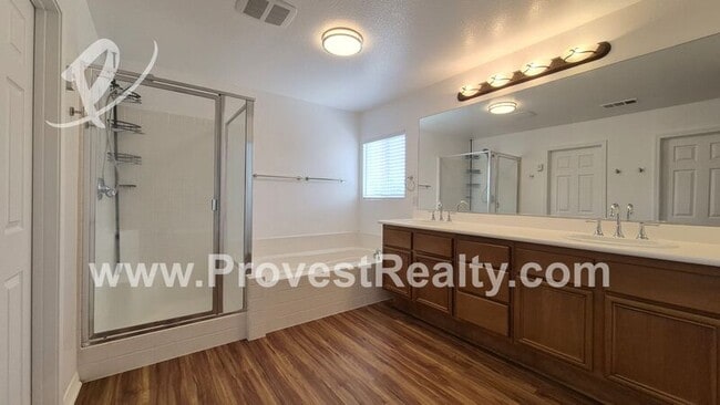 Building Photo - 13287 Hollister St