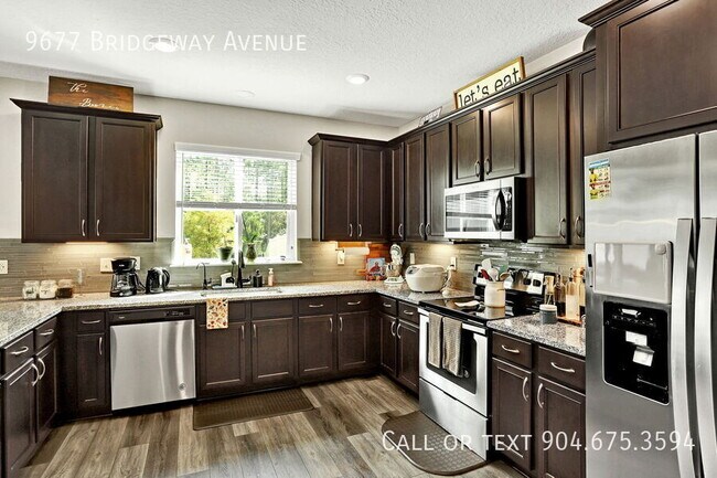 Building Photo - 9677 Bridgeway Ave
