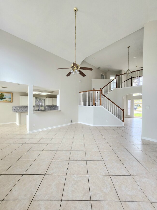 Building Photo - 14335 Berrington Dr