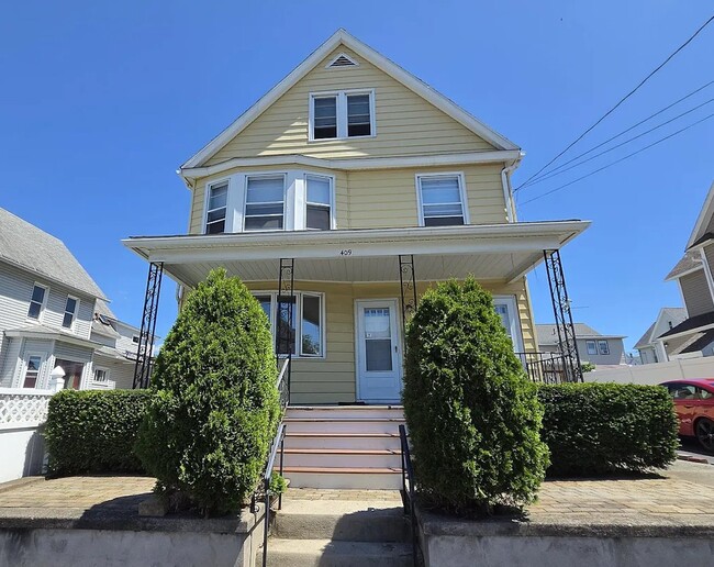 Building Photo - 409 Butler St