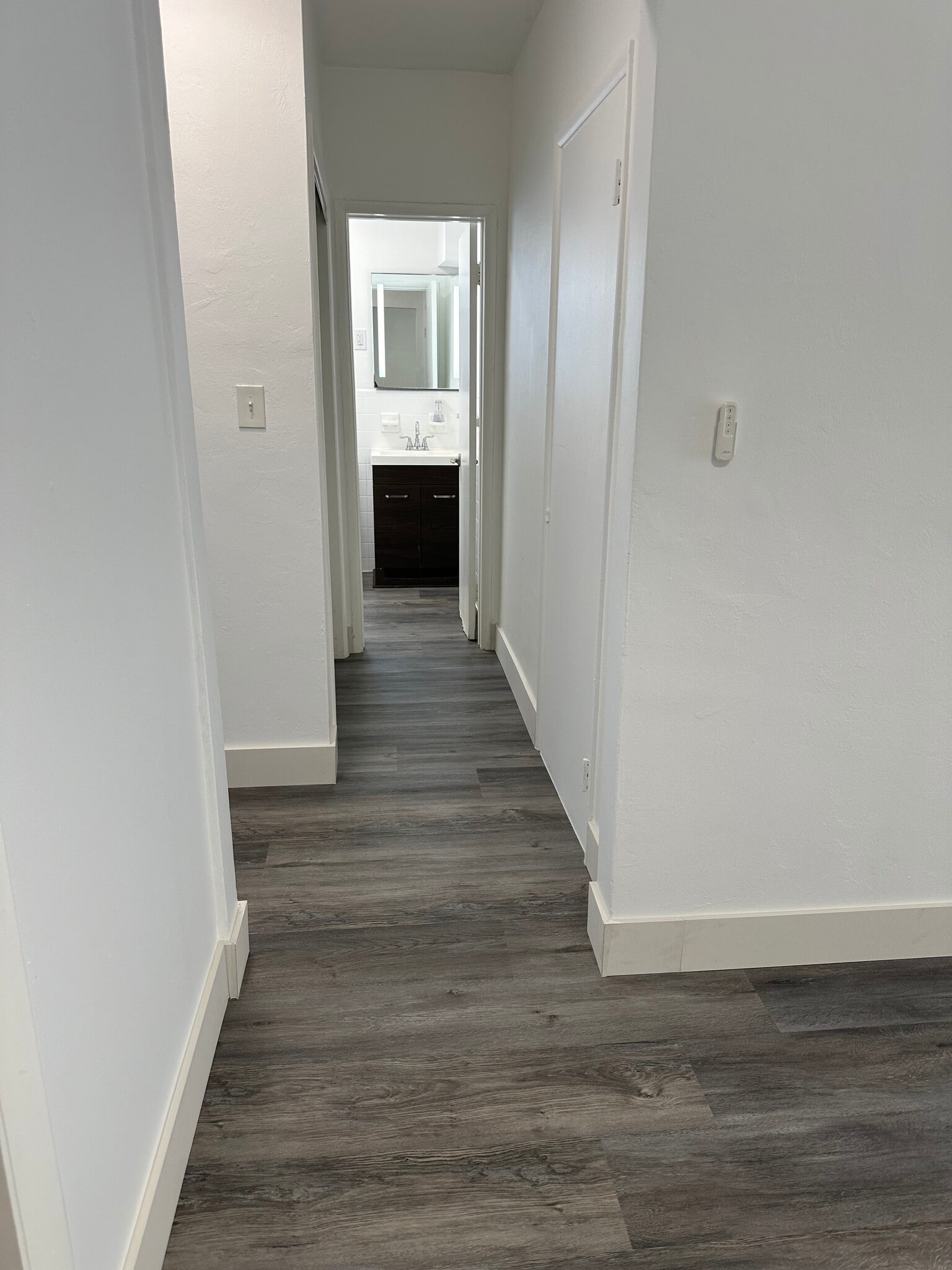 Building Photo - 13155 Emerald Dr