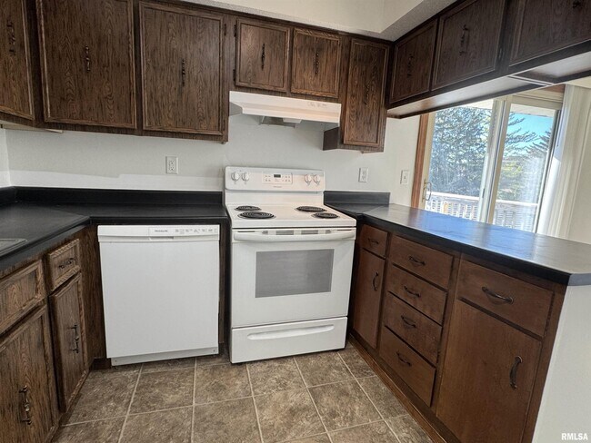 Building Photo - 3475 Winston Dr