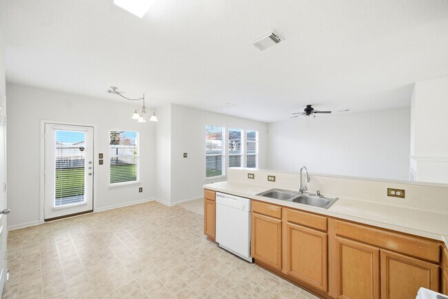 Building Photo - 3830 Misty Falls Ln