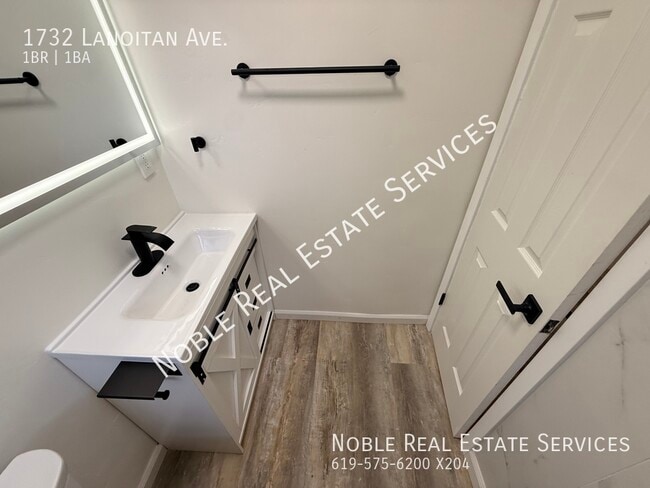 Building Photo - 1732 S Lanoitan Ave