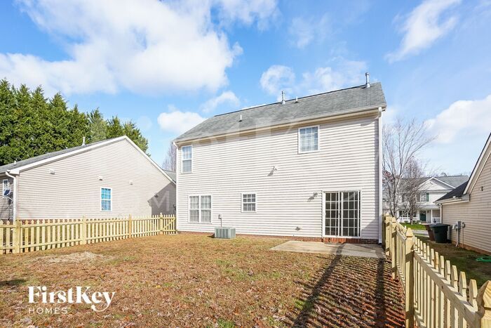 Building Photo - 5952 Bluestem Cir