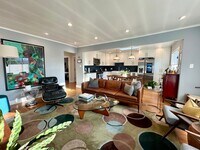 Building Photo - Modern & Bright 3BR/2BA Single-Family Home...