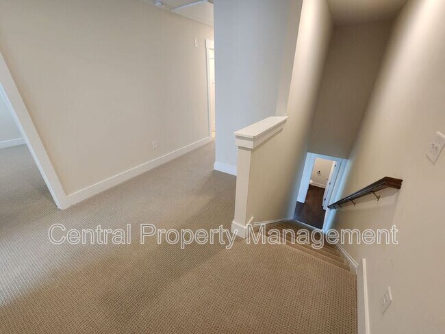 Building Photo - 112 Outback Dr