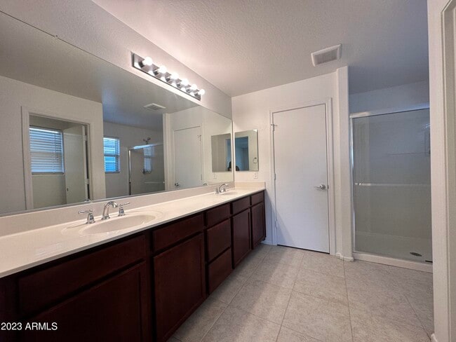 Building Photo - 2538 N 73rd Dr
