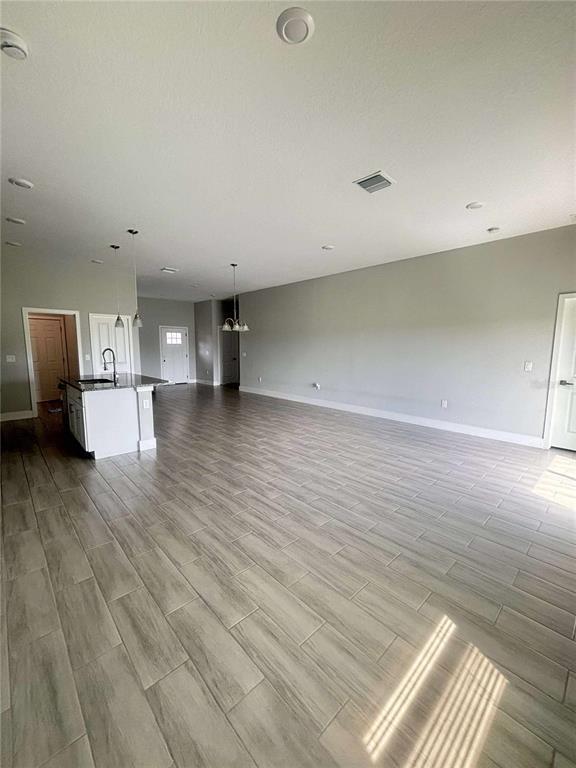 Building Photo - 17 Cleat Ct