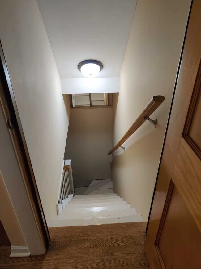 Building Photo - 3108 N 78th Ct