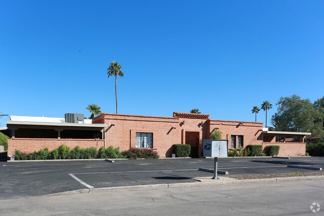 Building Photo - Desert Courtyards