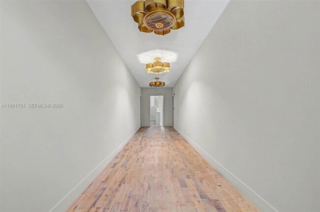 Building Photo - 694 NE 76th St