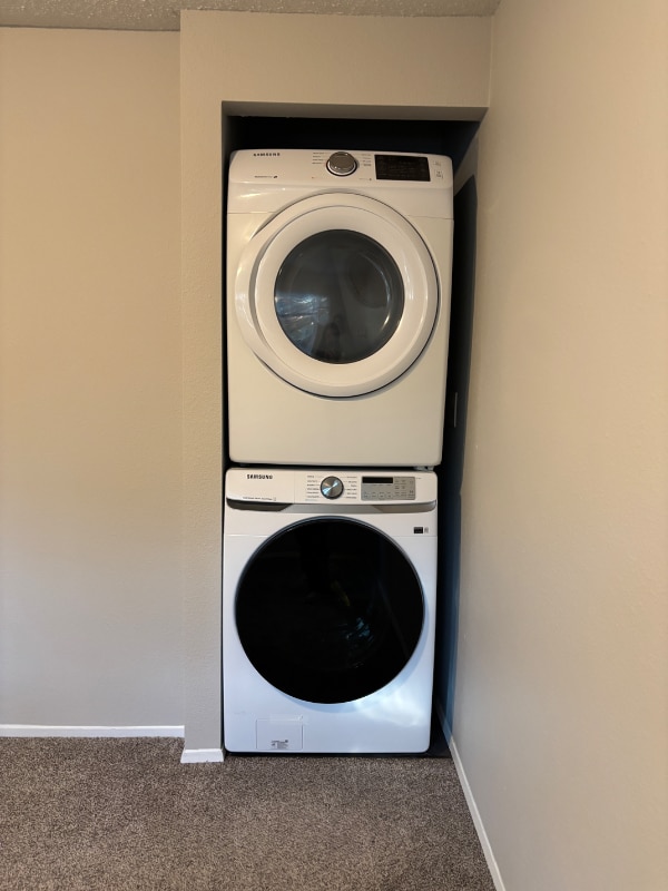 Building Photo - 1620 Kent Des Moines Rd