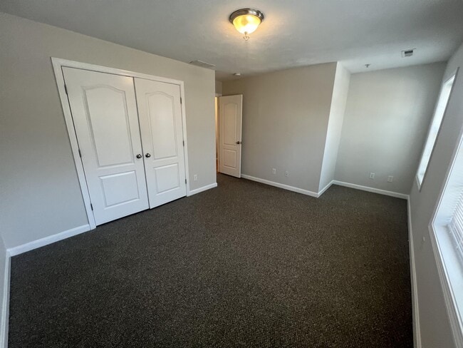 Building Photo - 1 Merrimac Way
