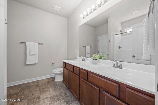 Building Photo - 407 Frisco Wy