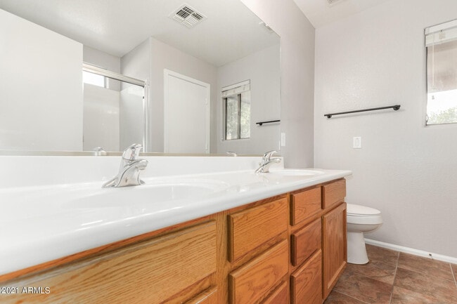 Building Photo - 2518 W Bent Tree Dr