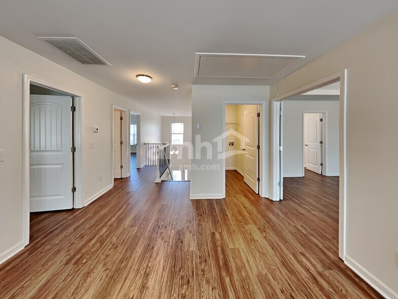 Building Photo - 82 Torero Trail