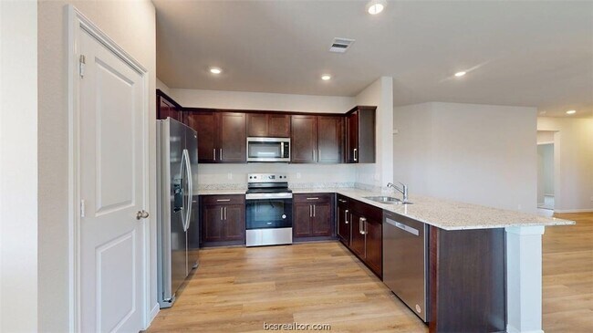 Building Photo - 5344 Samuel Run