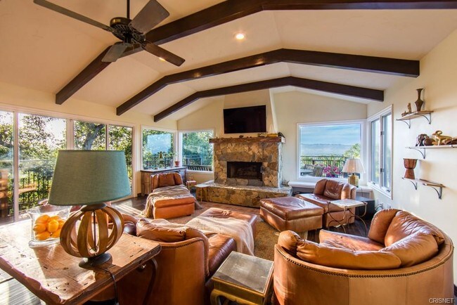 Building Photo - 4713 Bedel St