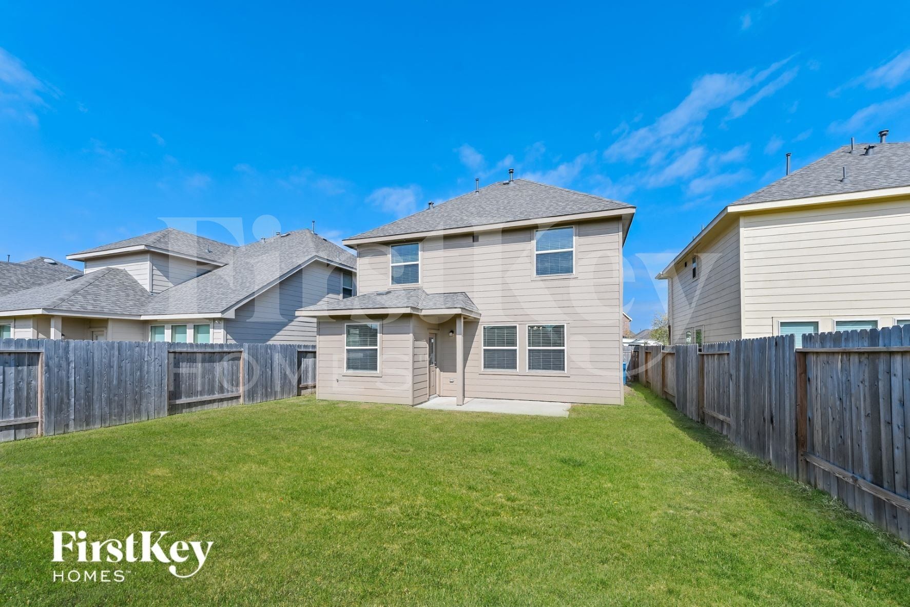 Building Photo - 10502 Lake of the Ozarks Dr