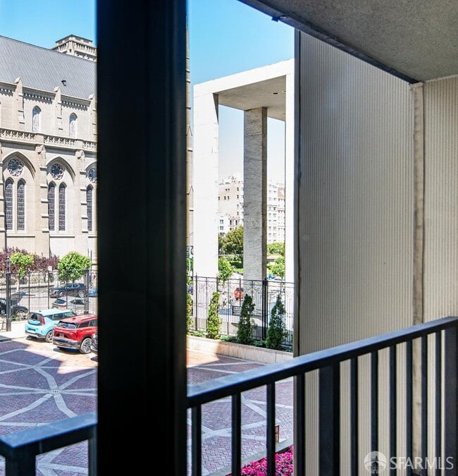 Building Photo - 1177 California St
