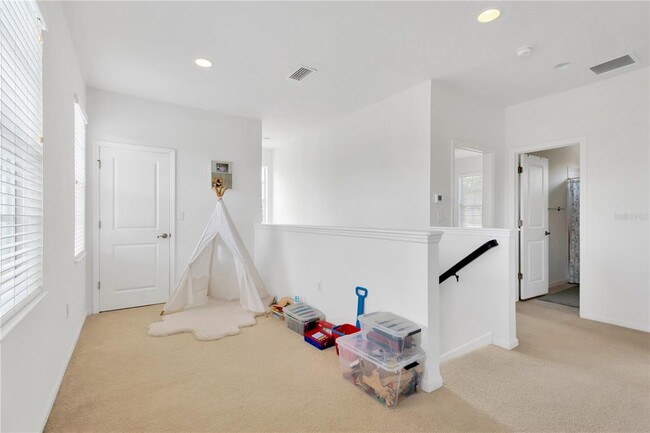 Building Photo - 8307 Manor Club Cir