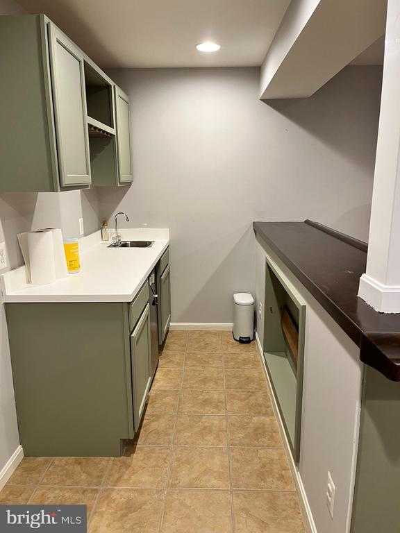 Building Photo - 20611 Coppersmith Dr