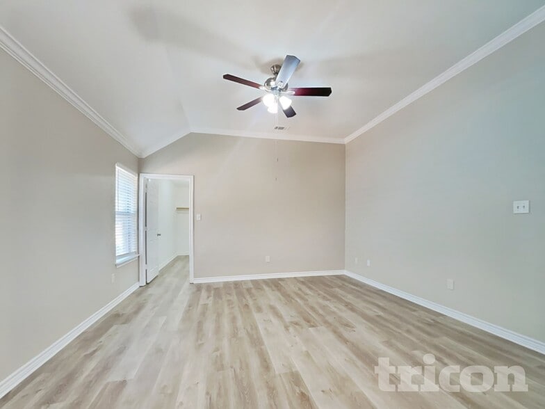 Building Photo - 733 Stribling Cir