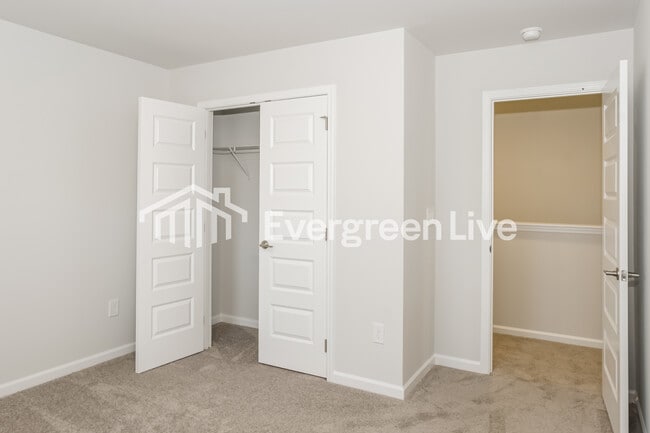 Building Photo - 226 Exeter St