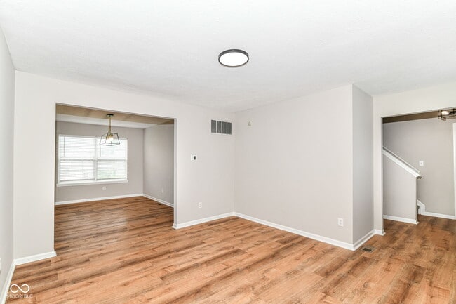 Building Photo - 6040 Portwood Ct