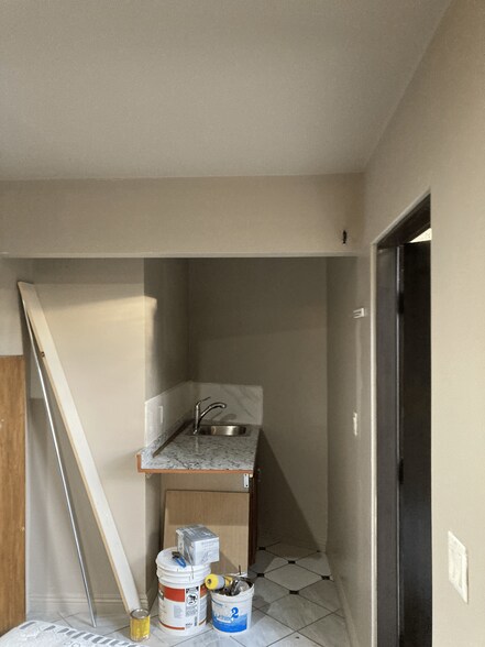 Building Photo - 11732 Killian St