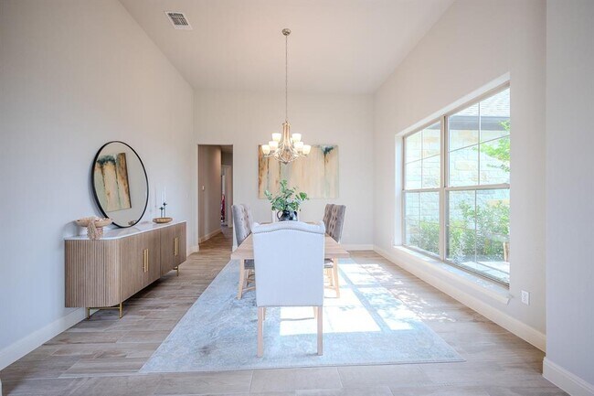 Building Photo - 227 Dally Ct